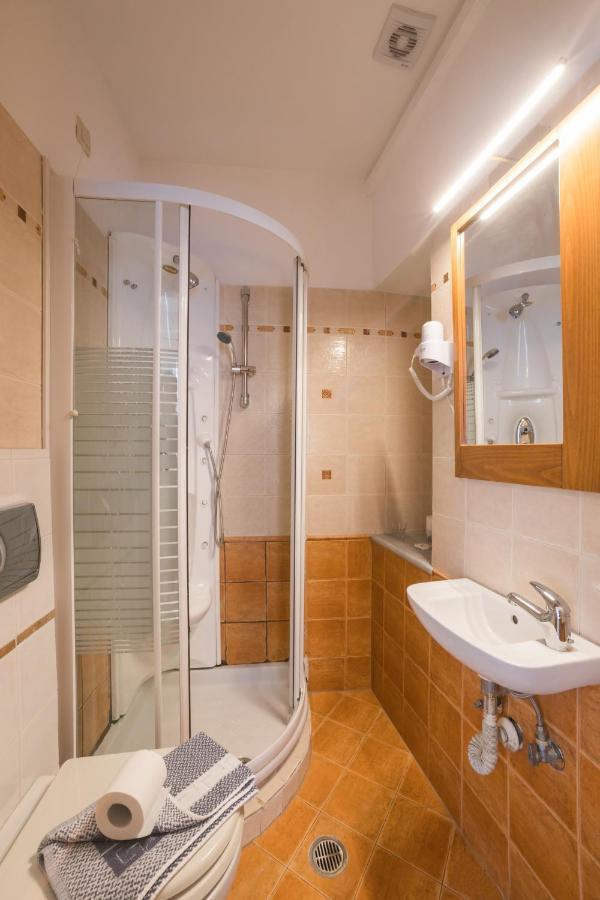 Pension Nikolaos Nafplio Bagian luar foto
