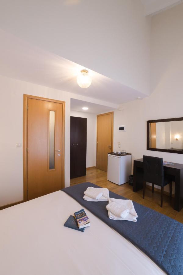 Pension Nikolaos Nafplio Bagian luar foto