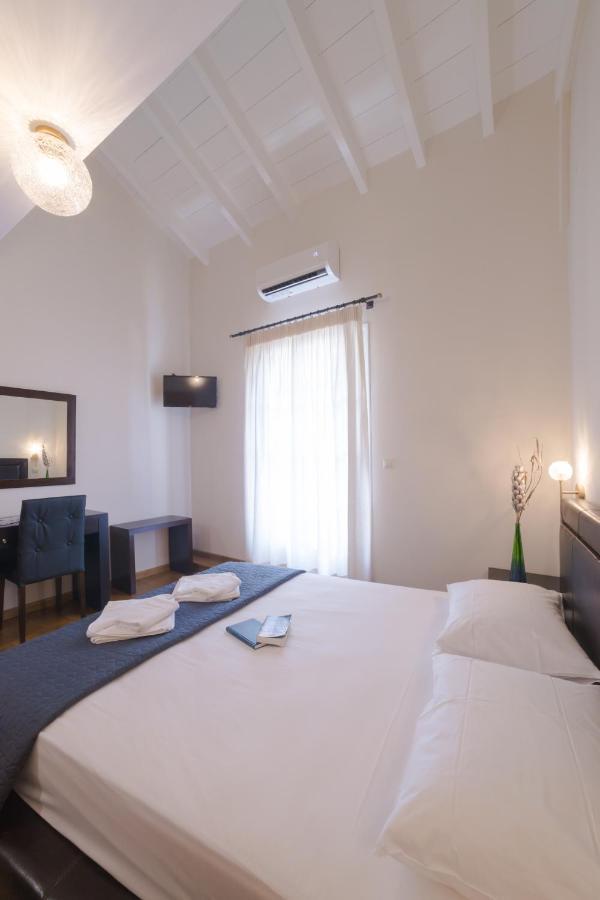 Pension Nikolaos Nafplio Bagian luar foto